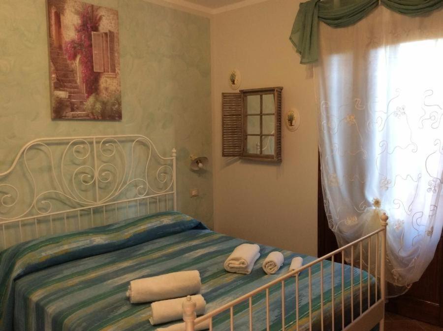 Bed&Breakfast Val Di Lupa Castellina Marittima Exterior foto